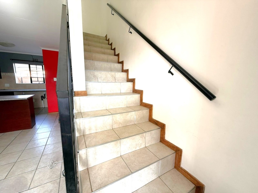 2 Bedroom Property for Sale in Hillside Free State
